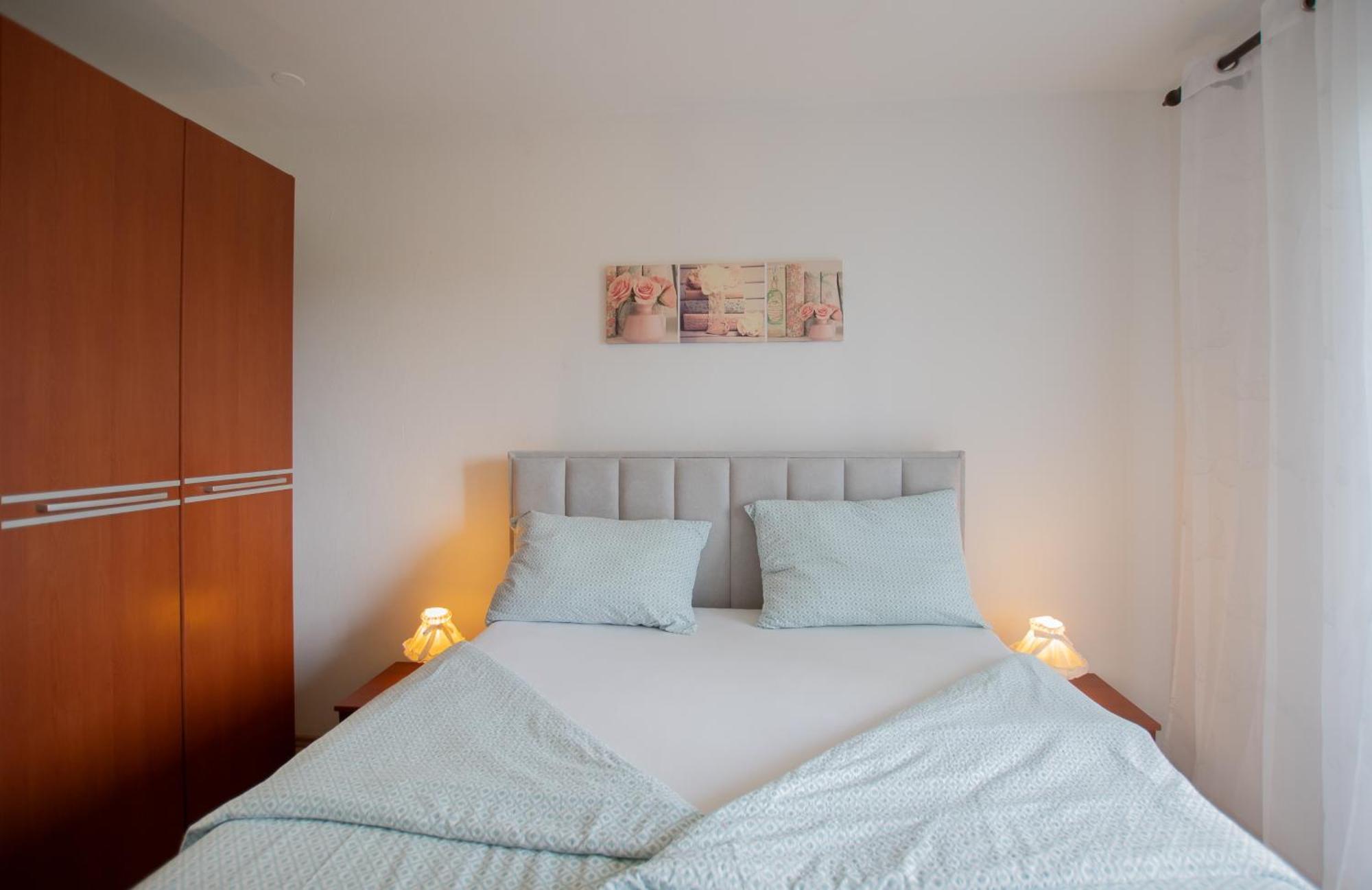 Apartments Mira 645 Poreč Eksteriør billede